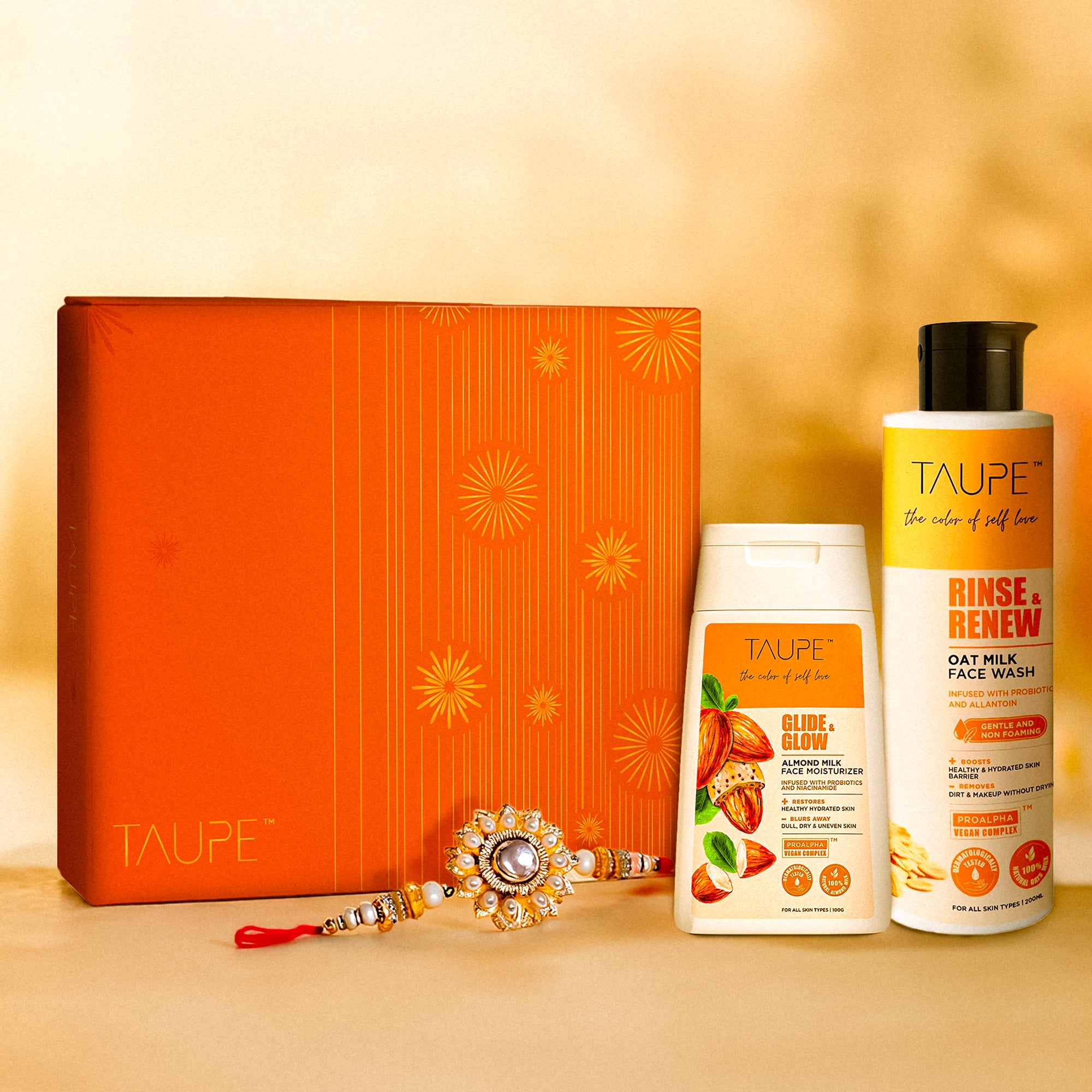 Rakhi Glow Gift Set