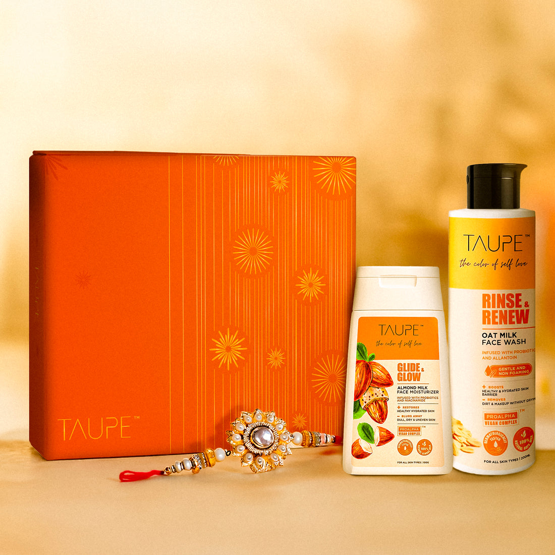 Rakhi Glow Gift Set